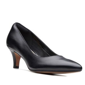 NEW CLARKS 6 1/2 JERICA PUMP